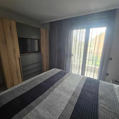 Luxury Centre Iva Апартамент Сливен