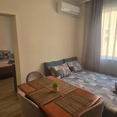 Luxury Centre Iva דירה Sliven